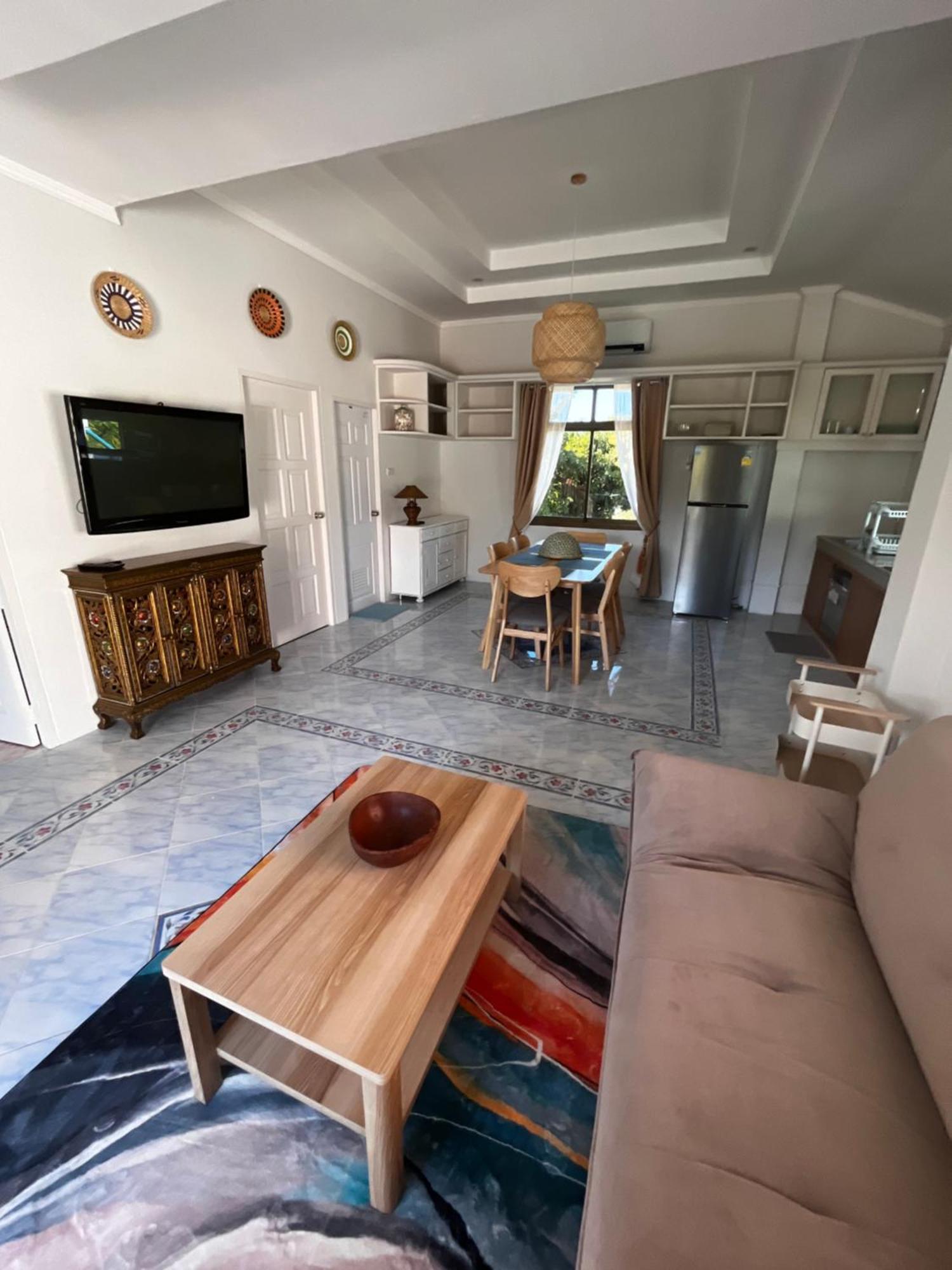 Villa Genevieve *